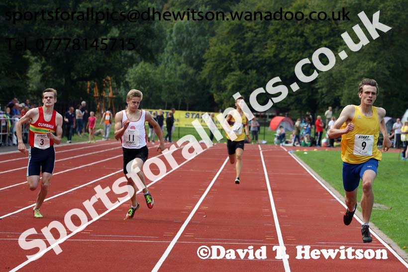 Mens 400 metres at the Northern Inter-Counties under-17s and 15s at Witton Park, Blackburn. Photo: David T. Hewitson/Sports for All Pics